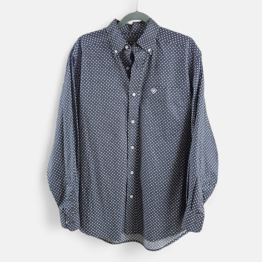 NWOT Ariat Dress Shirt Long Sleeve Navy Mens Medium Classic LS Style